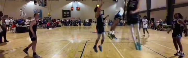 朱正晒视频：17+7 加隔扣 让这些伙伴知道谁从U19男篮世界杯回来