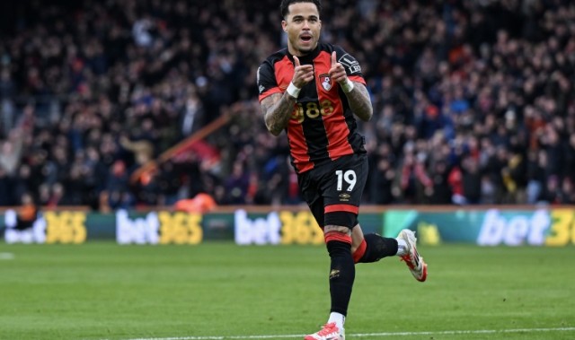 世俱杯赛程-伯恩茅斯缺兵少将！天空：克鲁伊维特、克里斯蒂等人缺席战利物浦